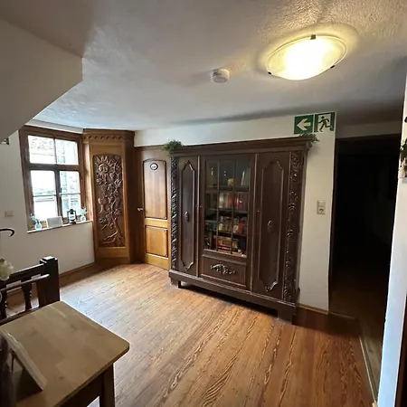 Konukevi Landgasthof Zur Sonne