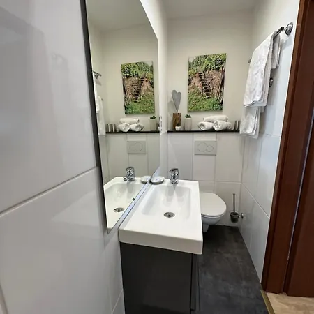 Landgasthof Zur Sonne 3* Энкирх