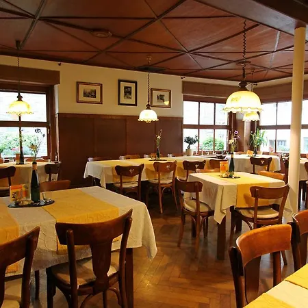 招待所 Landgasthof Zur Sonne 3*